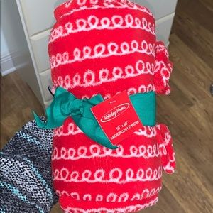 microplush throw blanket